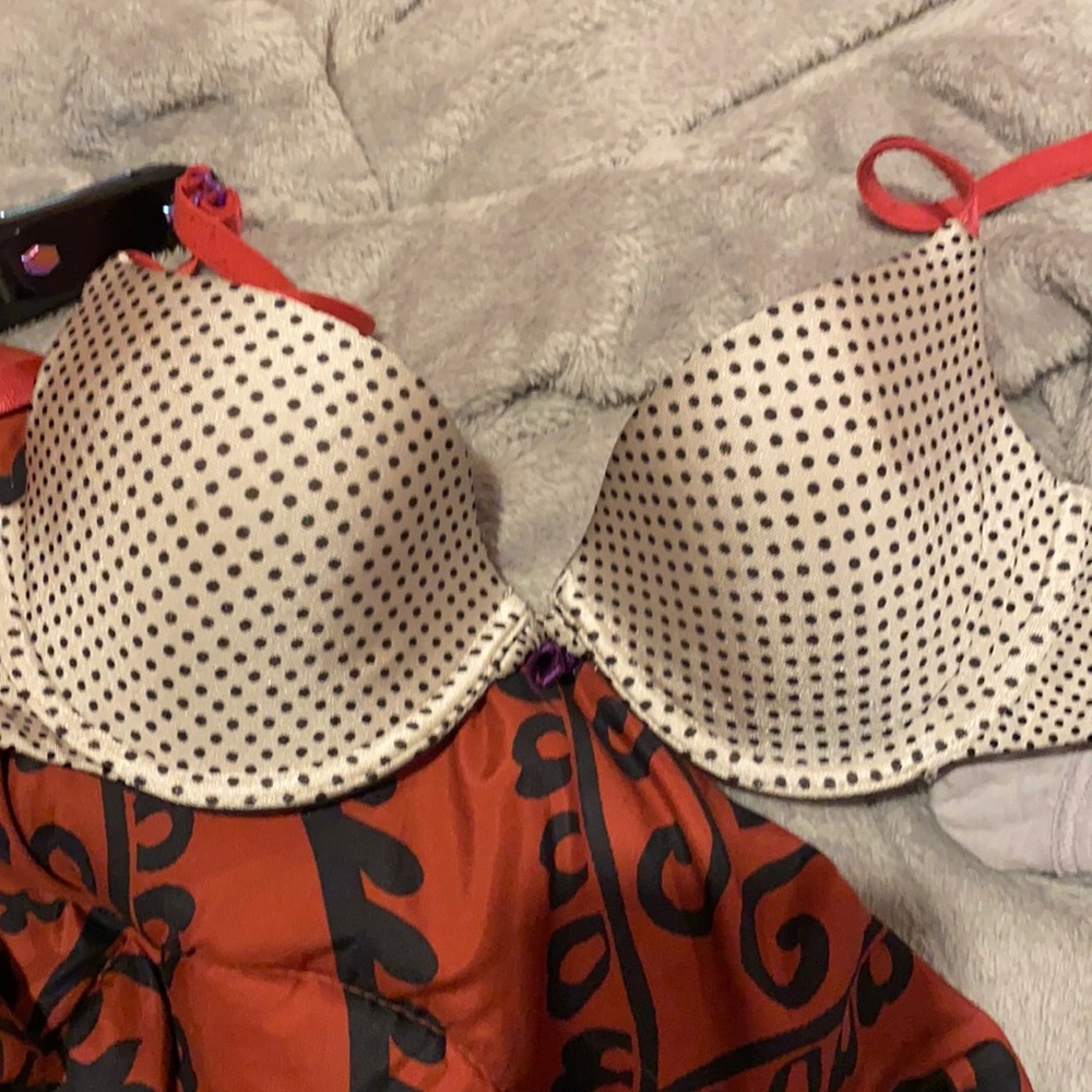34b bra